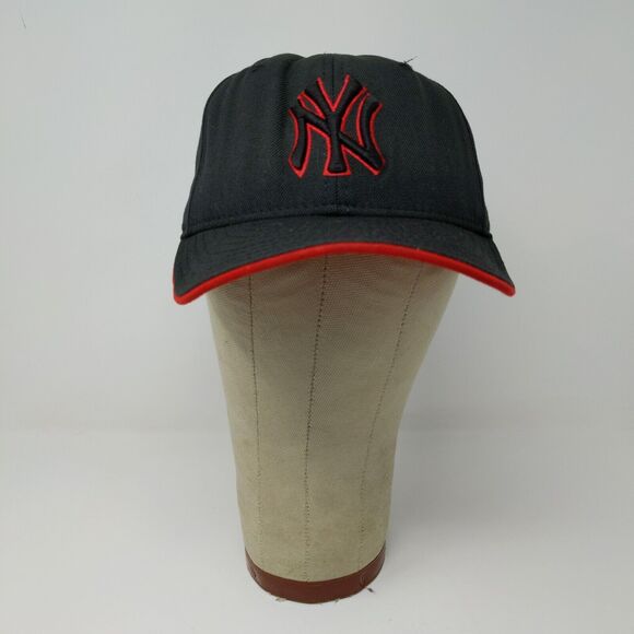 New Era 59Fifty MLB New York Yankees Black Red Baseball Cap Hat Size 7 1/8 Logo - Picture 2 of 11